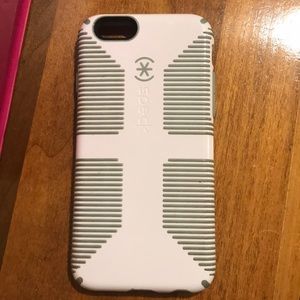 iPhone 6, White speck phone case with blue accents